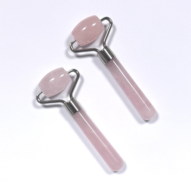 Masajeador de ojos mini de cuarzo rosa