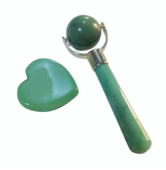 green aventurine natural cool gemstone face lifting beauty tools mini jade roller and gua sha eye massager