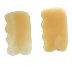 Gua sha de jade amarillo
