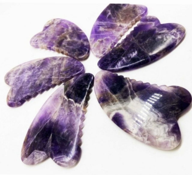 heart shaped with teeth purple color spa use ice cool cold amethyst stone massager body guasha