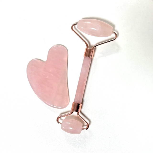 wholesale price women gift 2026 best selling beauty tools natural jade rose quartz jade roller gua sha massager for face lifting