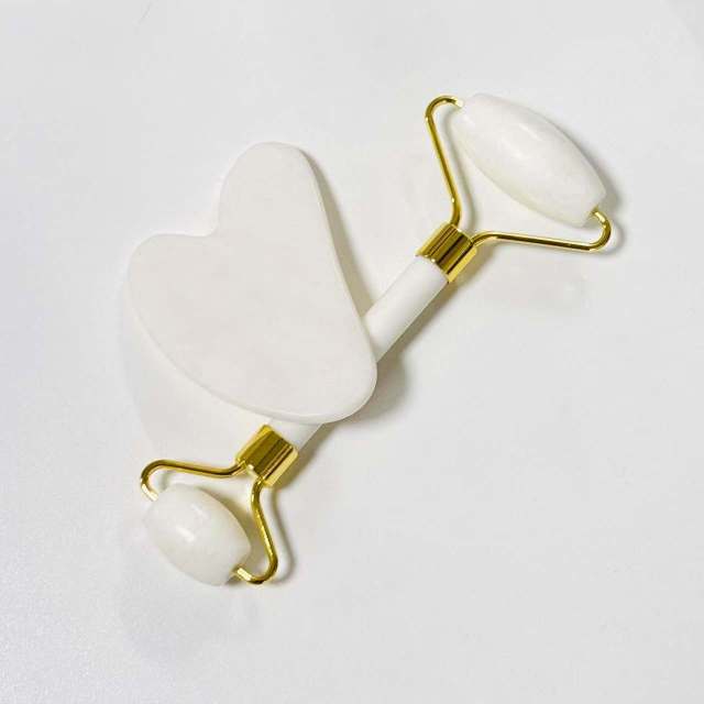Chinese Huizhou factory Yingjia Craftwork manufacturer wholesale natural stone white xiuyan jade gua sha set in box