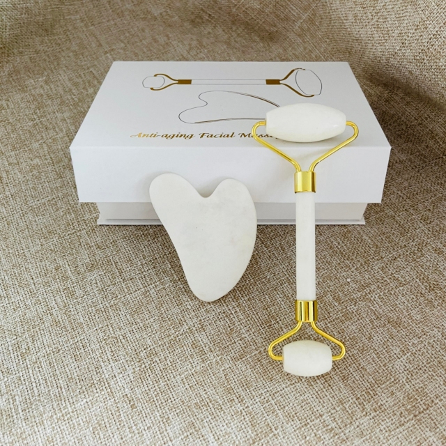 Chinese Huizhou factory Yingjia Craftwork manufacturer wholesale natural stone white xiuyan jade gua sha set in box