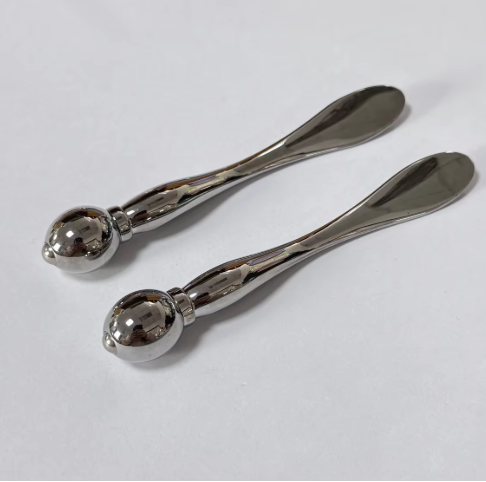 wholesale good price metal mini size beauty Eye Roller stick cosmetic absorption enhancement Eye cream massager spoon
