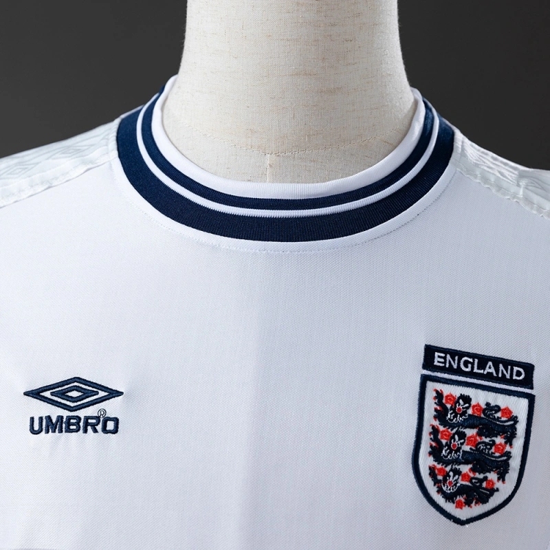 1999-01 ENGLAND HOME