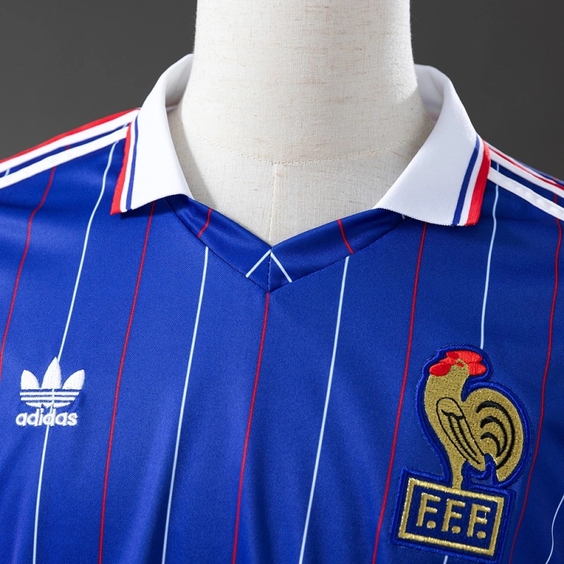 1982 FRANCE HOME