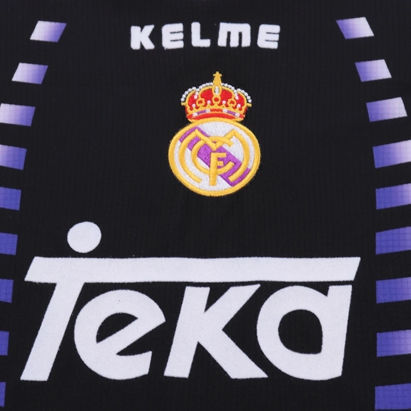 1996-97 REAL MADRID HOME KIDS KIT
