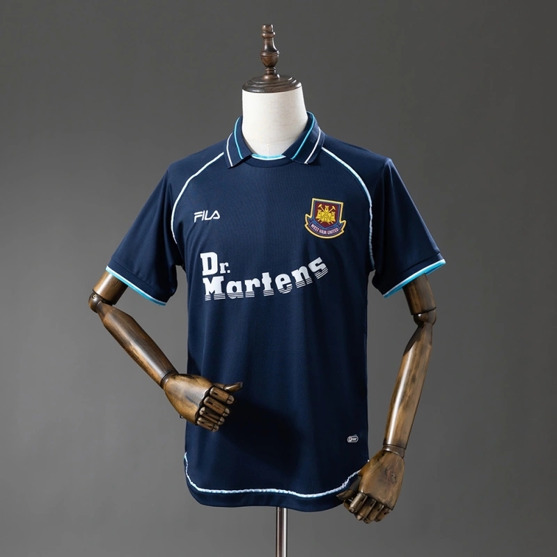 1999-01 WEST HAM UNITED THIRD AWAY