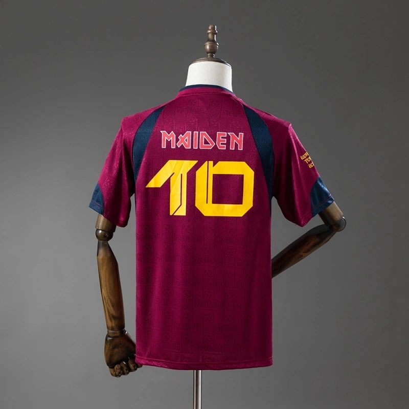 2010 WEST HAM UNITED AWAY (IRON LADY)