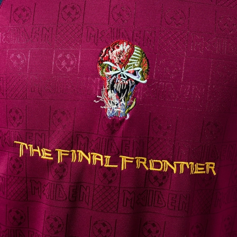 2010 WEST HAM UNITED AWAY (IRON LADY)