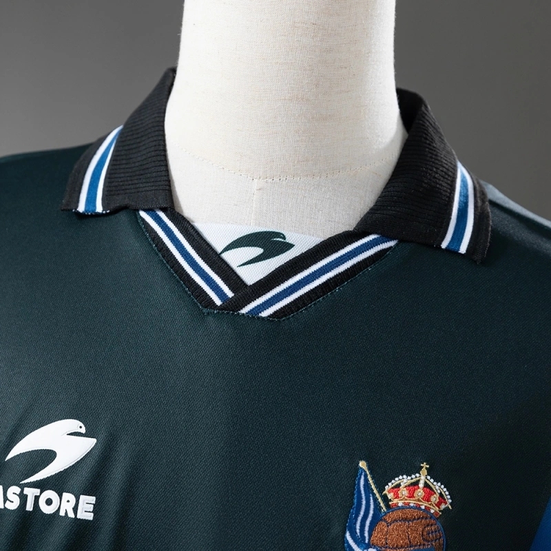 2000-02 REAL SOCIEDAD AWAY