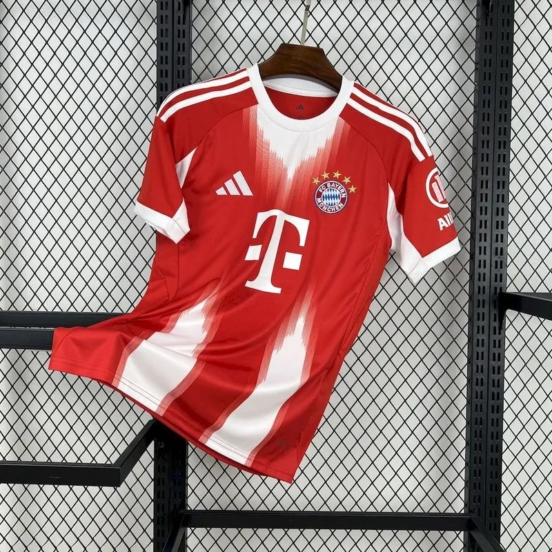 2025-26 BAYERN MUNICH HOME FAN VERSION