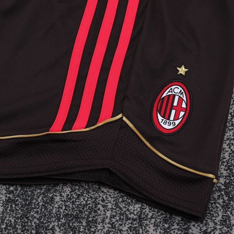 2006-07 AC MILAN HOME KIDS KIT
