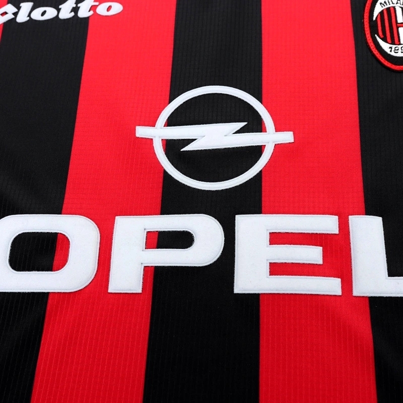 1997-98 AC MILAN HOME KIDS KIT