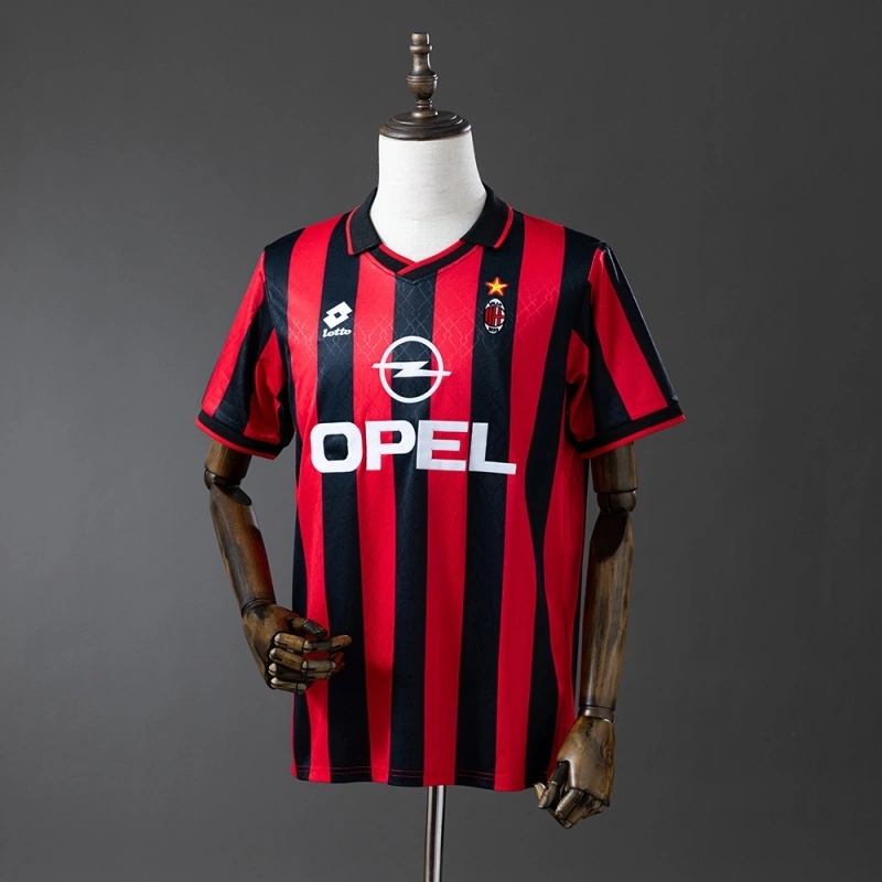 1995-96 AC MILAN HOME