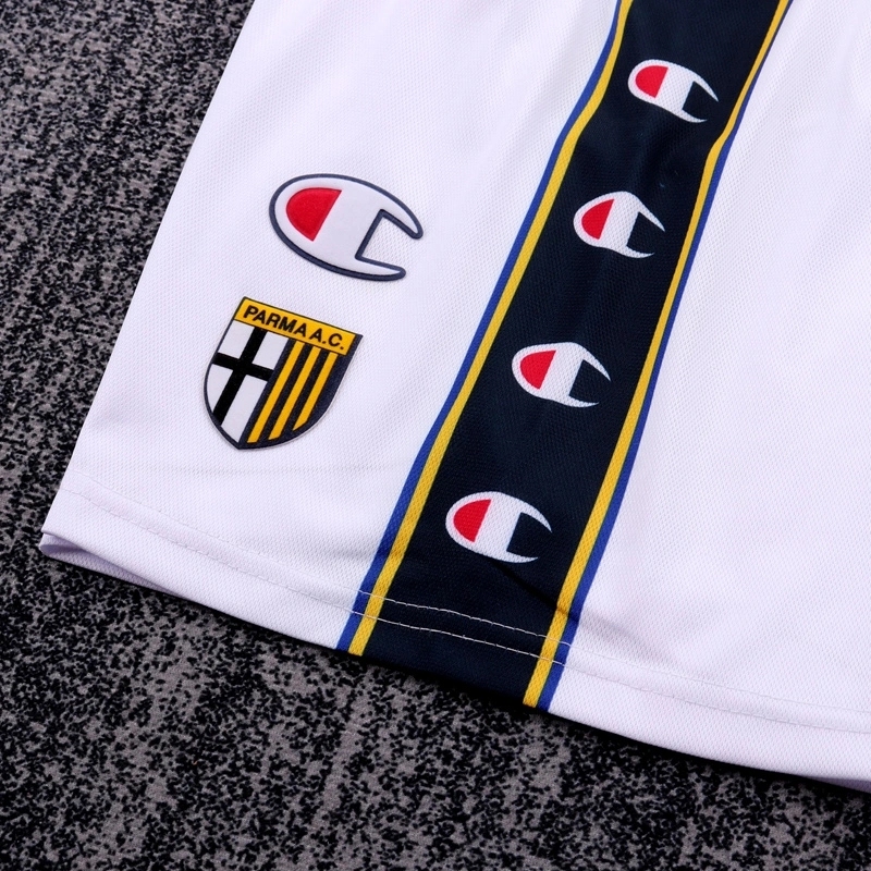 2002-03 PARMA AWAY KIDS KIT