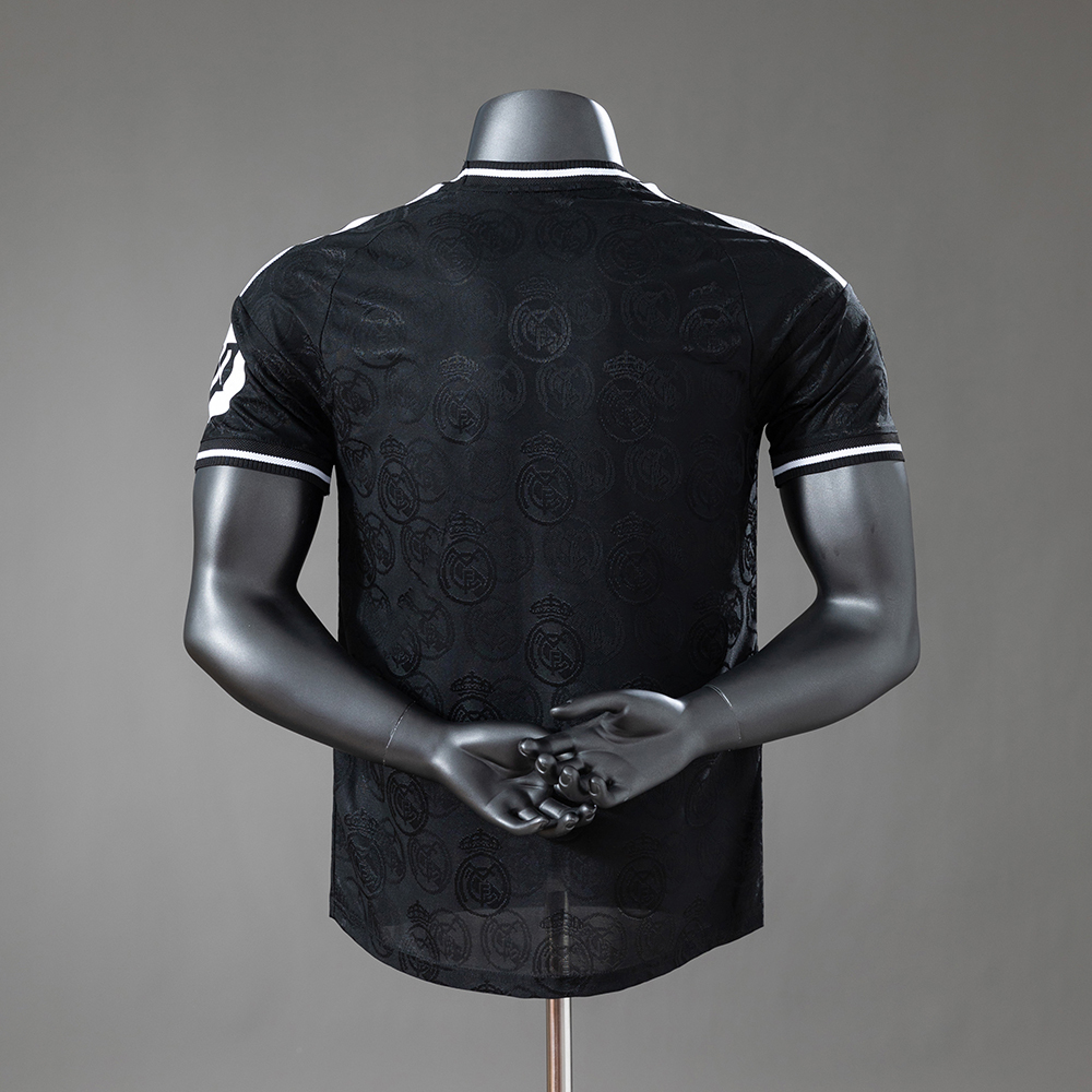 REAL MADRID 26/27 SPECIAL EDITION PLAYER VERSION - BLACK JERSEY