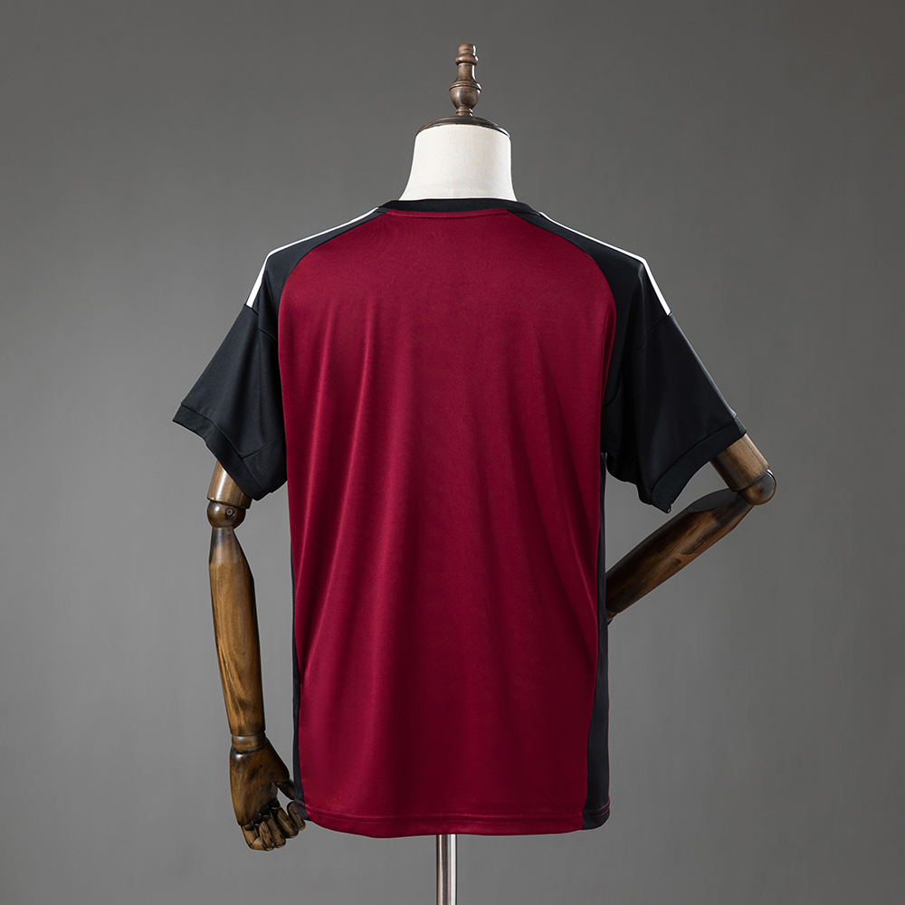 2026 SPAIN GOALKEEPER JERSEY RED  (FAN VERSION)