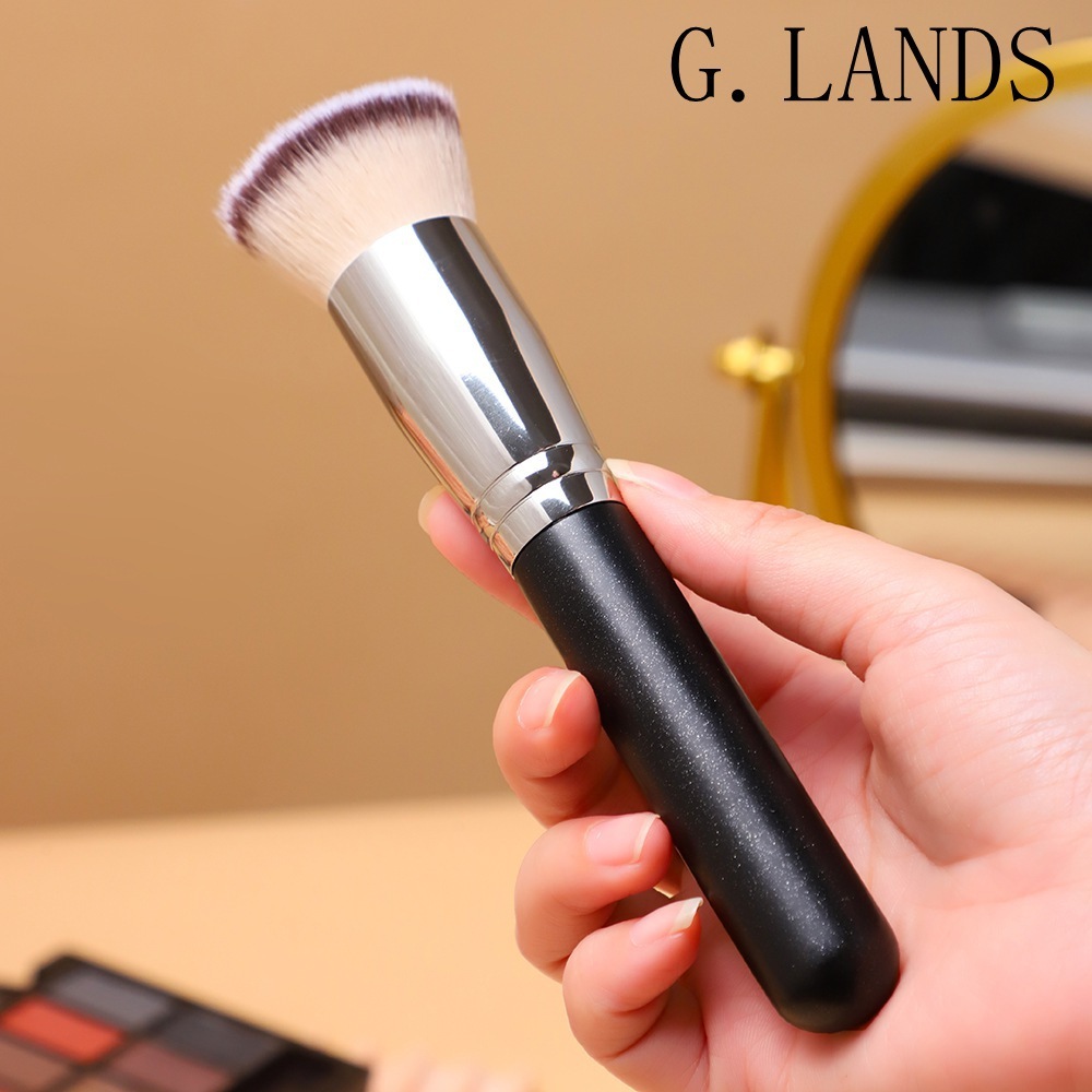 Second-generation foundation brush for applying body lotion, makeup base, nail polish, dust brush, cleaning brush, beauty powder, setting powder.