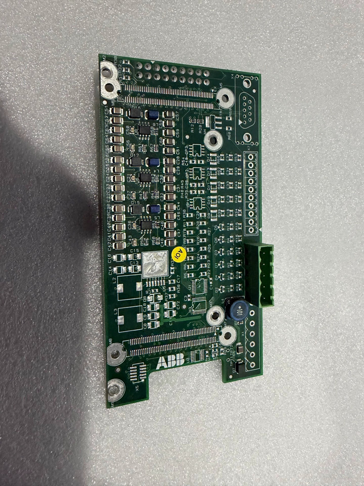 ABB 3HNA006151-001 Control Board