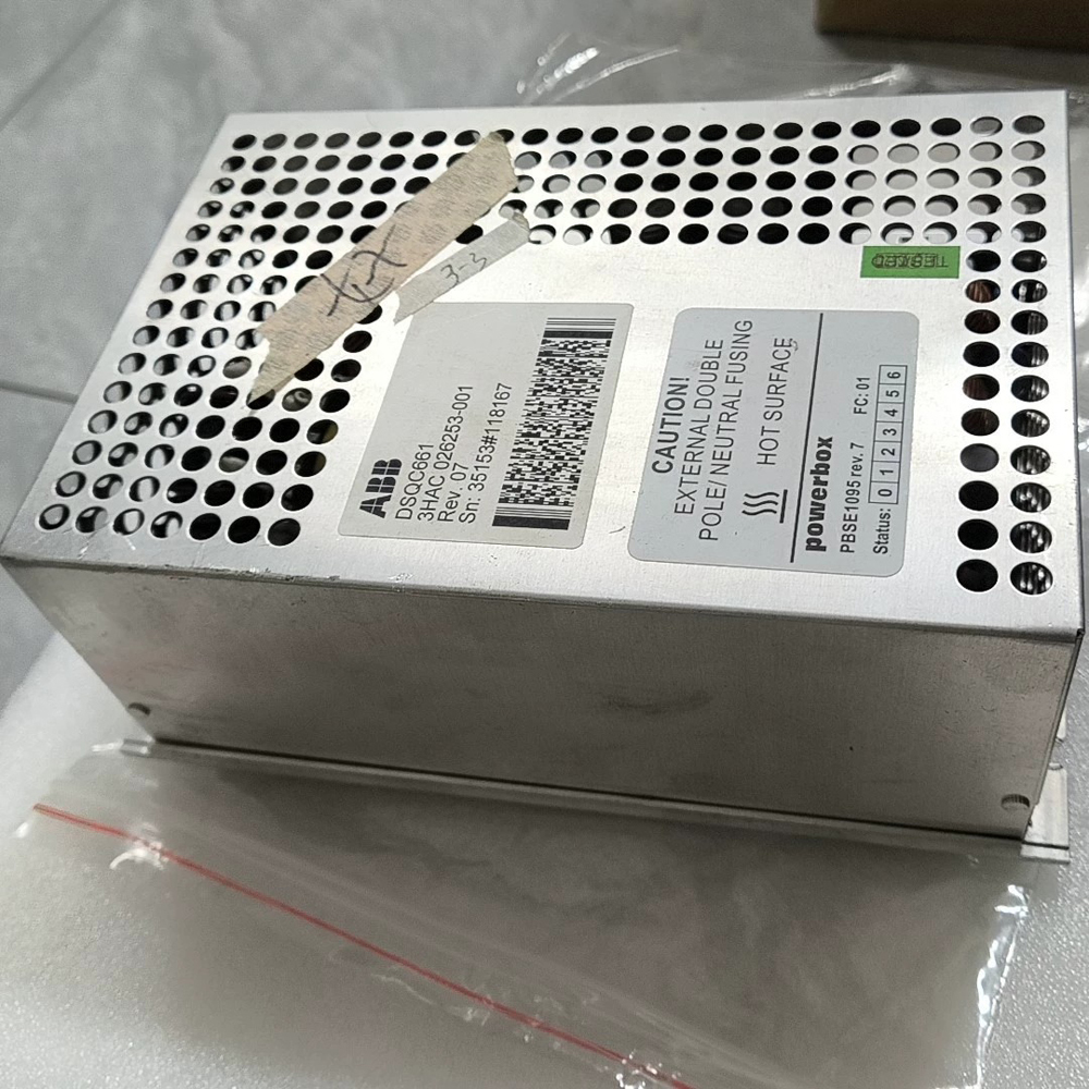 ABB DSQC661 3HAC 026253-001 3HAC026253-001 Powerbox PBSE1095