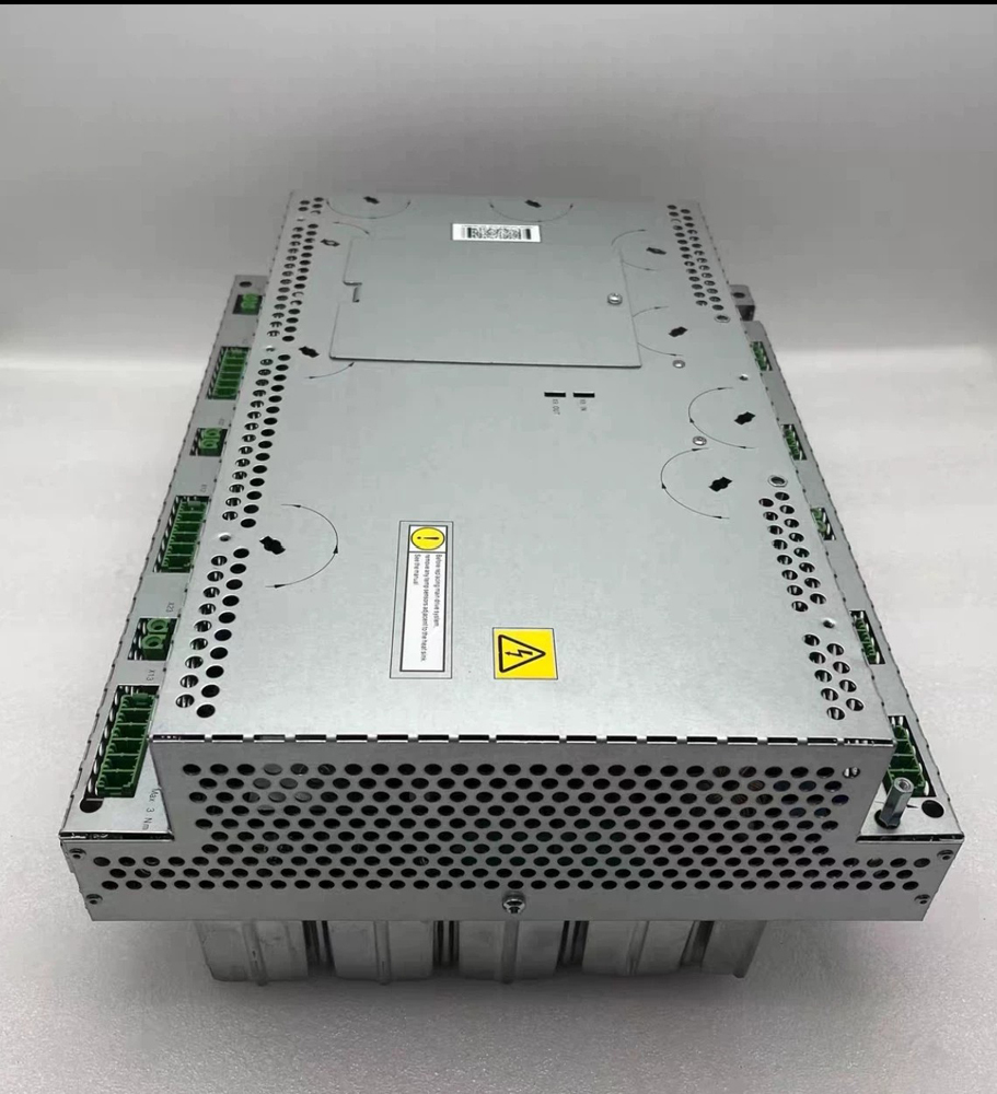ABB DSQC663 3HAC029818-001 Robot Drive