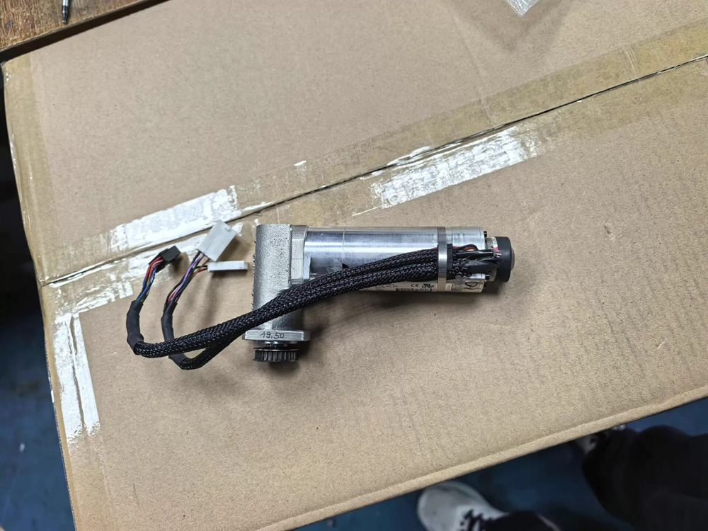 KUKA 00-201-179 MG_03_40_60 Robot Motor