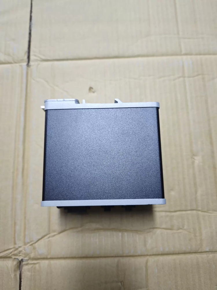 CISCO IE-2000-8TC-G-E V01 Industrial Ethernet Switch