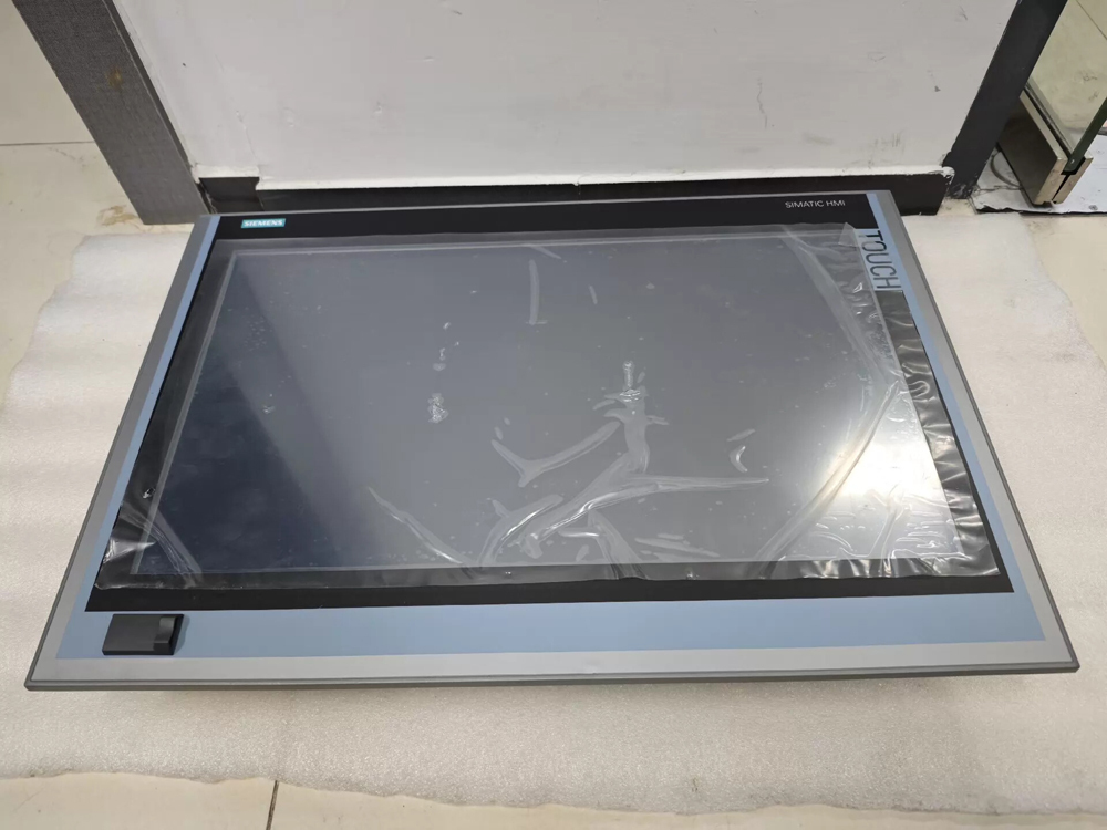 Siemens 6AV7240-3ED07-0HA3 Industrial Computer