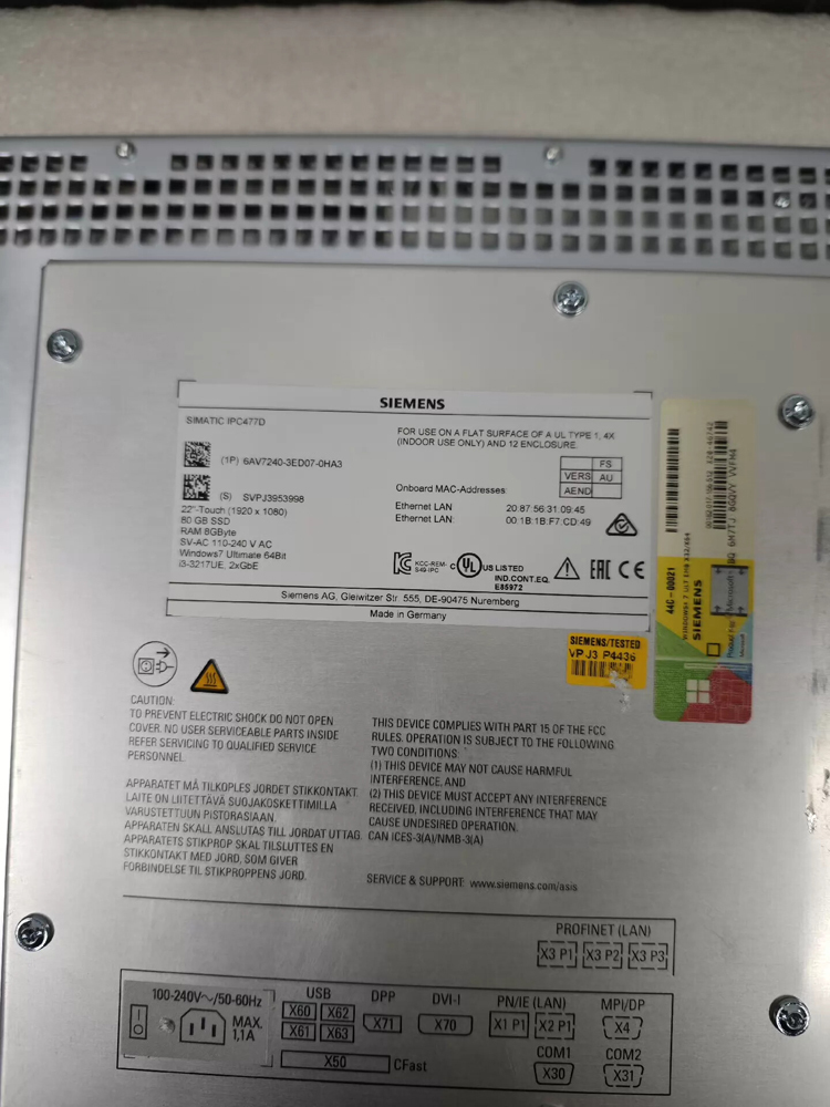 Siemens 6AV7240-3ED07-0HA3 Industrial Computer