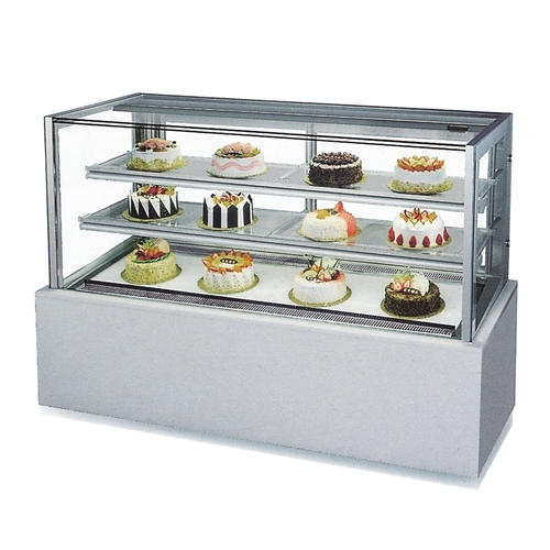 RSF Vertical three layers of cake showcase