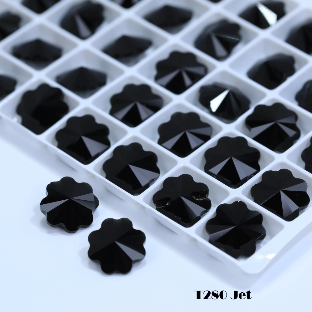 5A Grade High Quality Sparkling Glass Crystal Buttons Clover Shape Cross Hole Shiny Buttons for Clothing Sewing Accessories