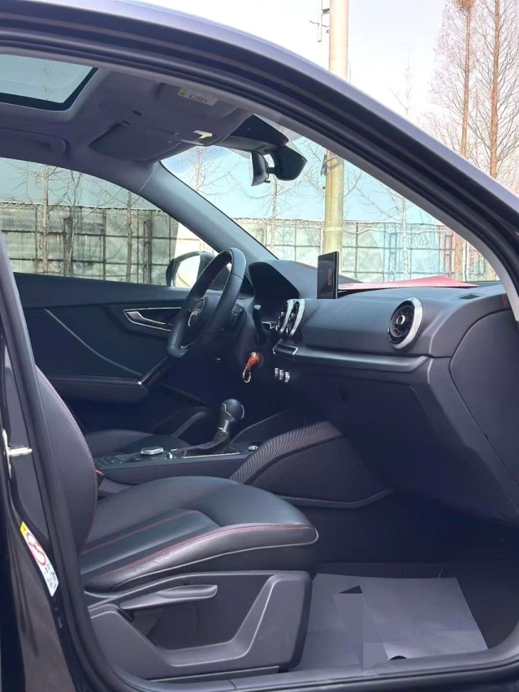  Audi Q2L