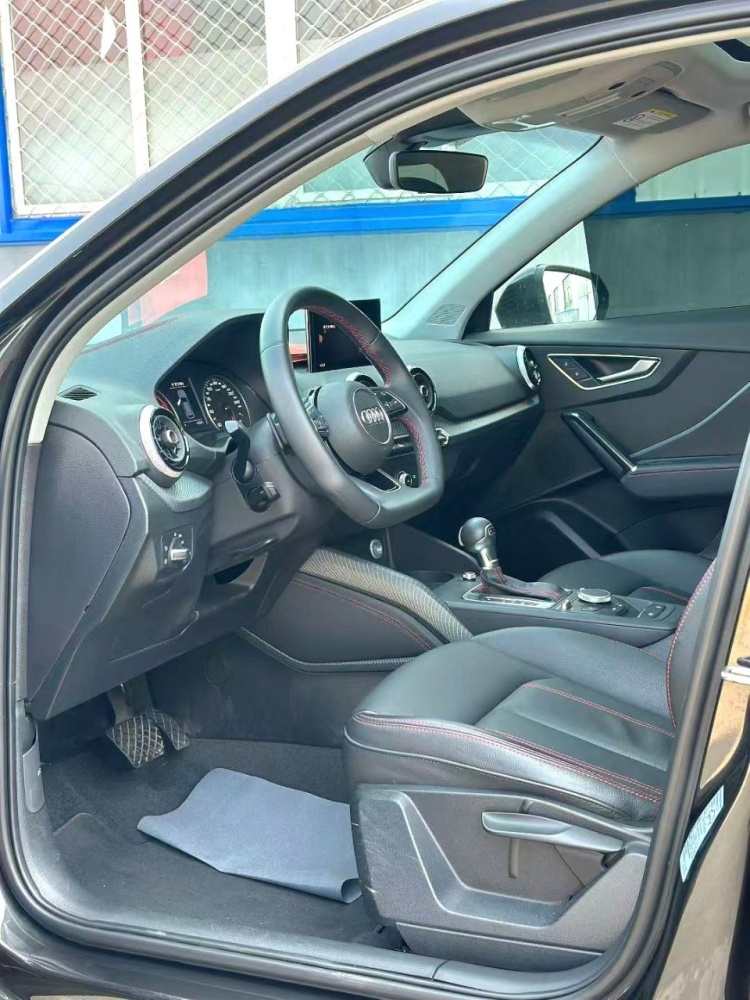  Audi Q2L