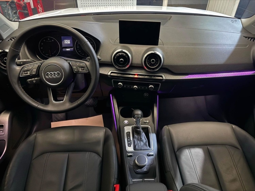 Audi Q2L
