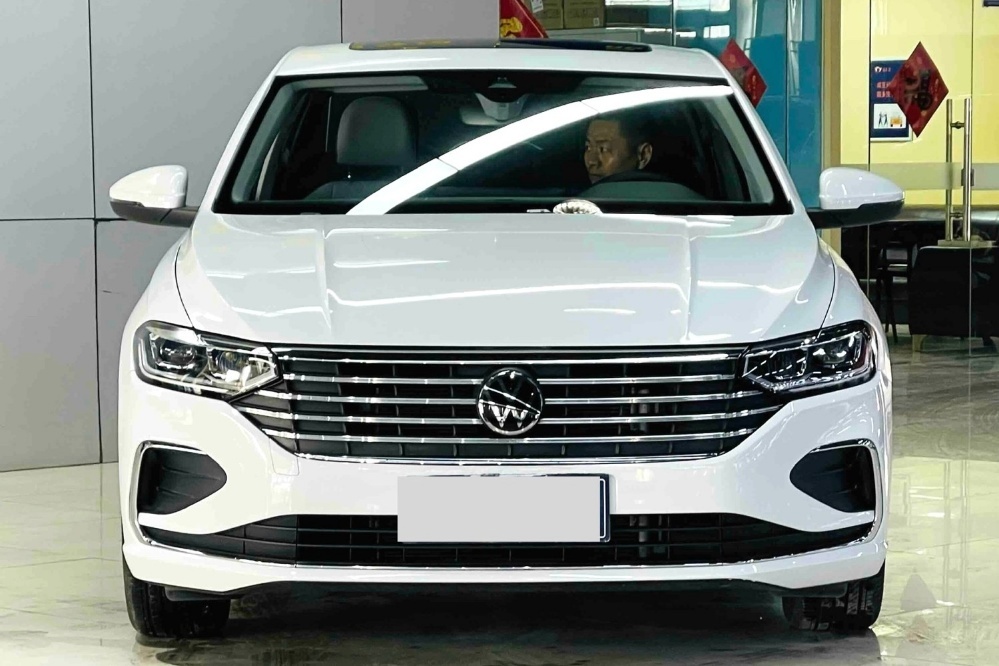 Volkswagen Lavida Plus