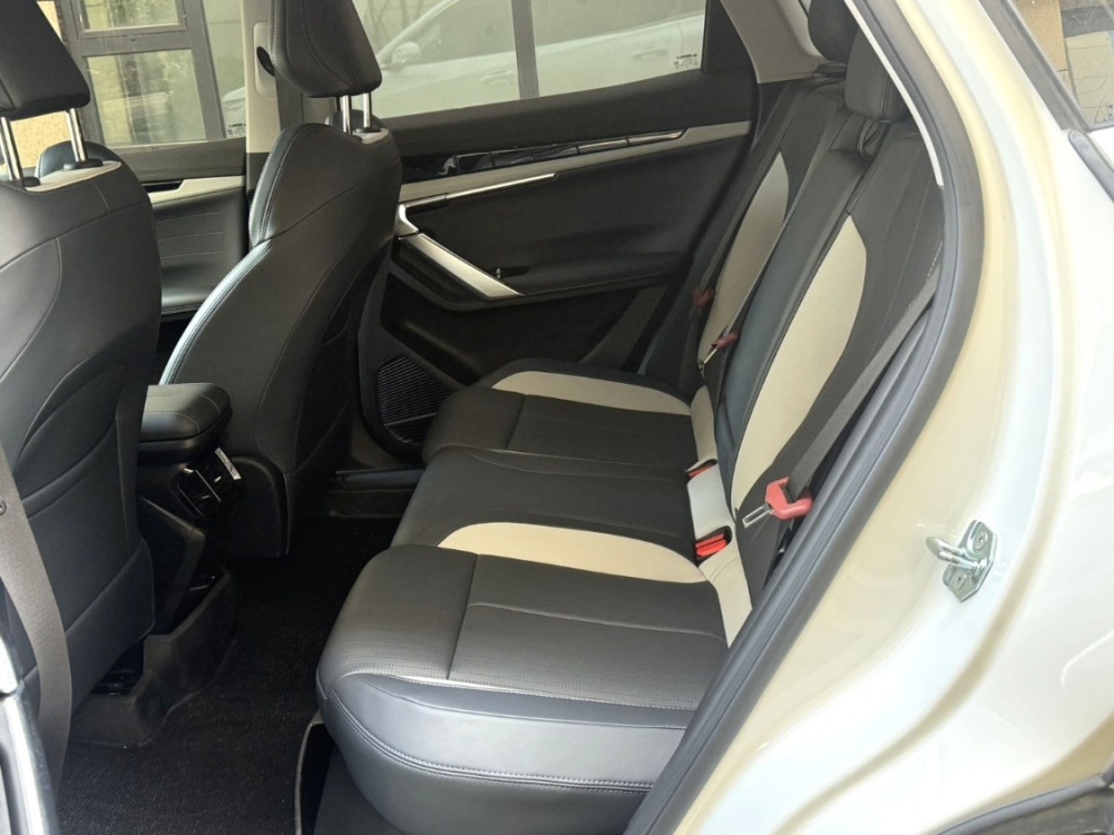 Geely Boyue L