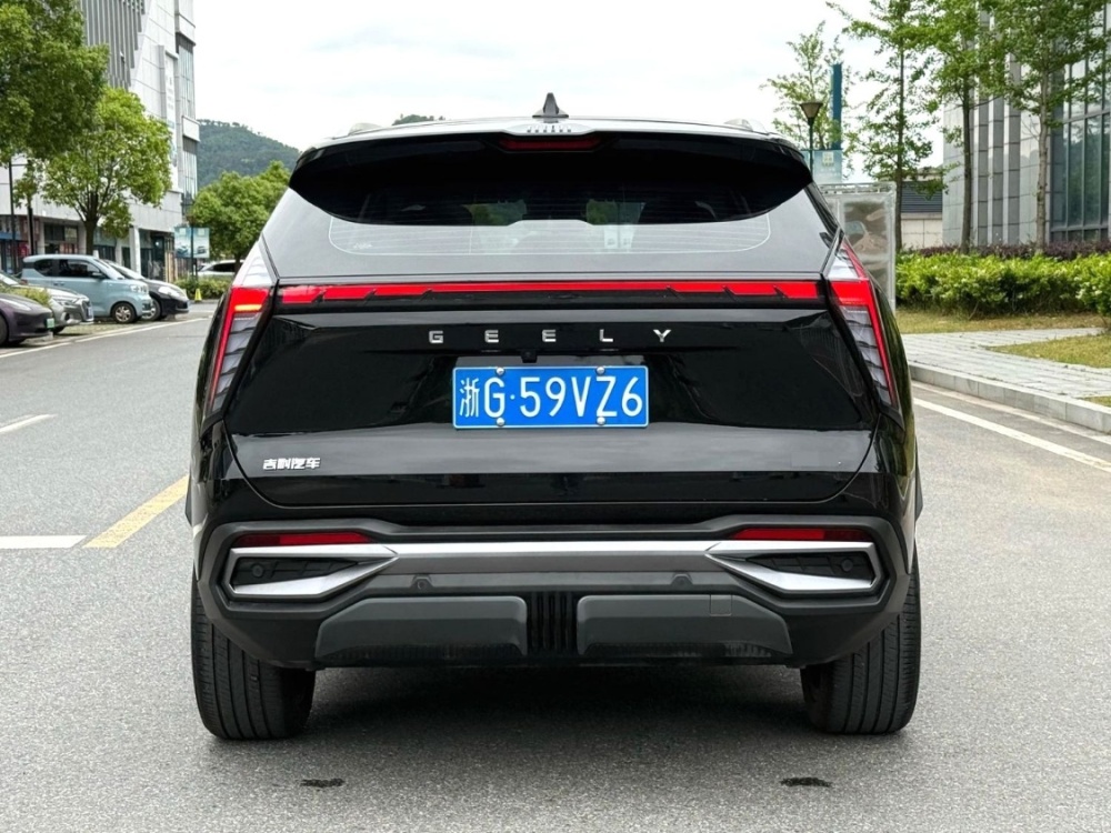 Geely Boyue L