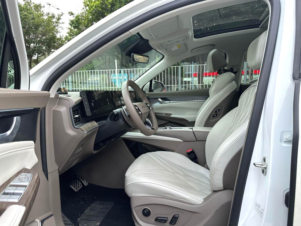 Roewe RX9