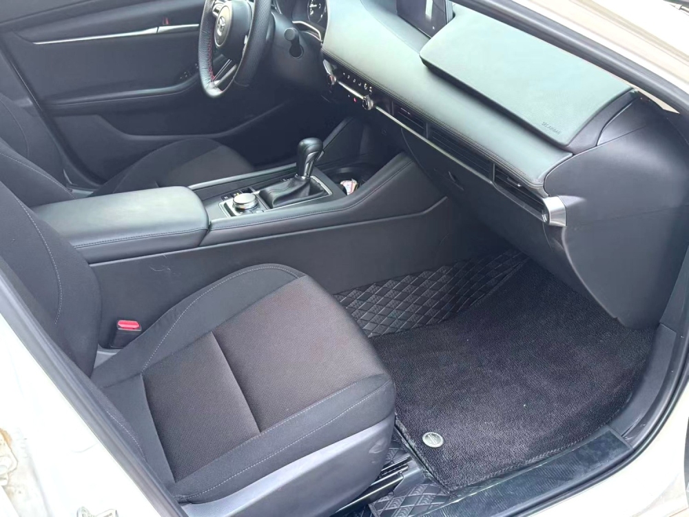 Mazda 3 Axela