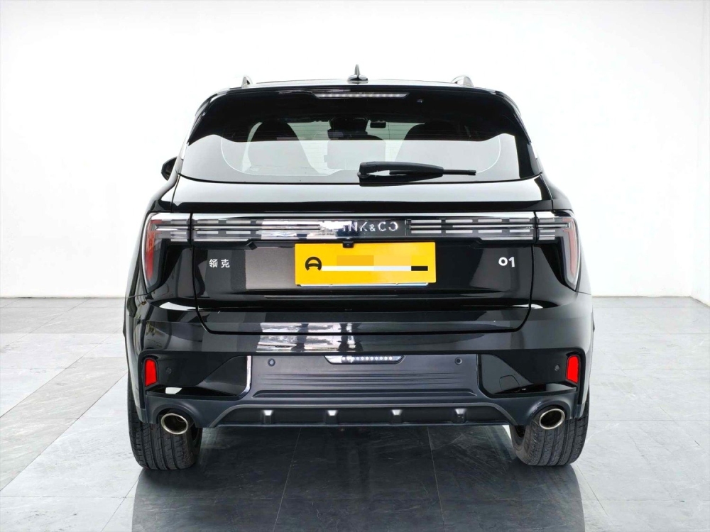 Lynk & Co 01