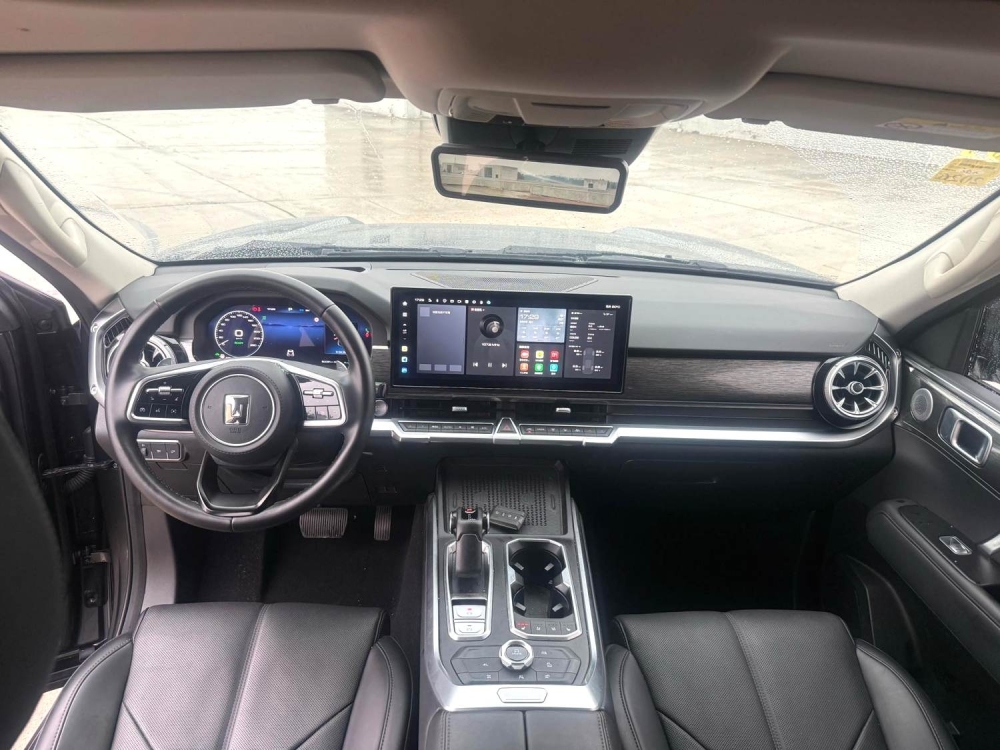 TANK 400 Hi4-T PHEV