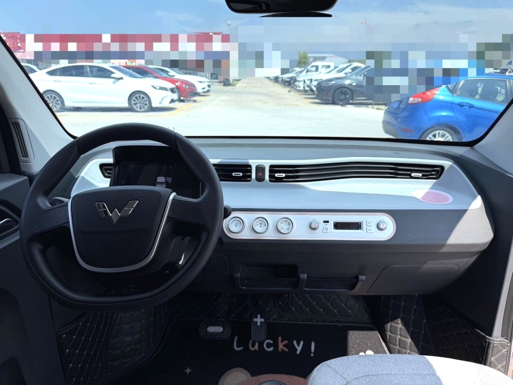 Wuling Hongguang MINI EV