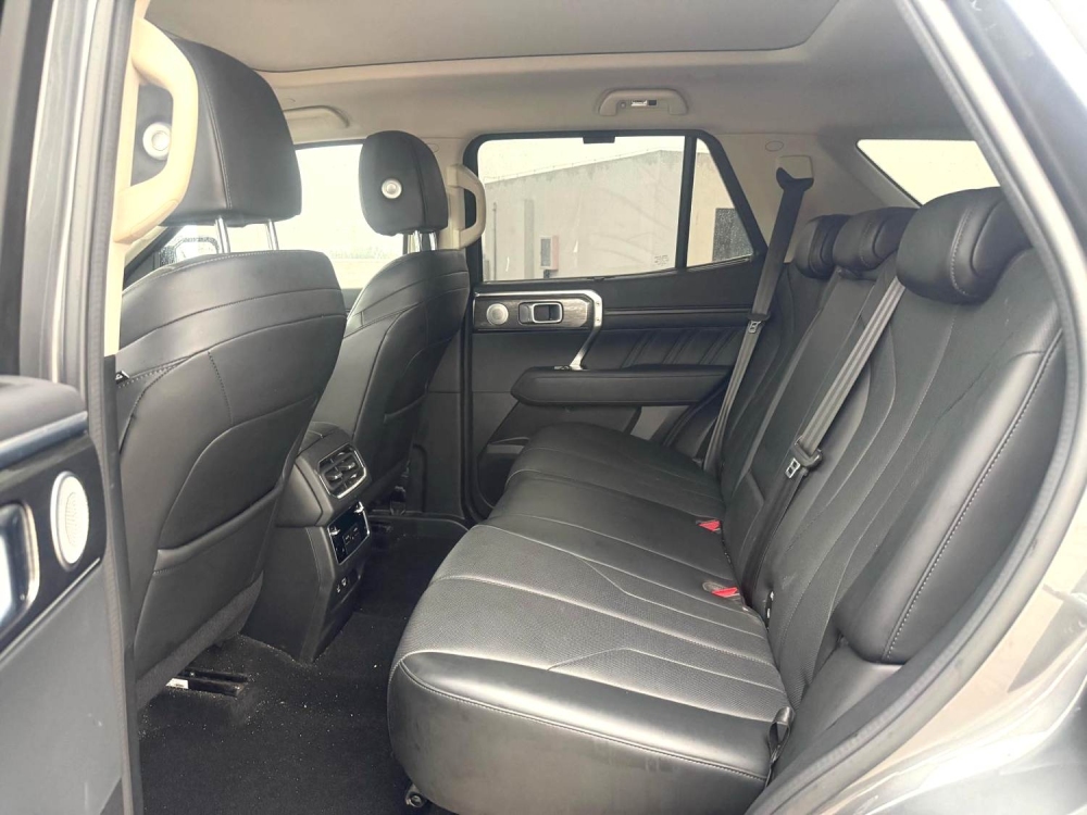 TANK 400 Hi4-T PHEV