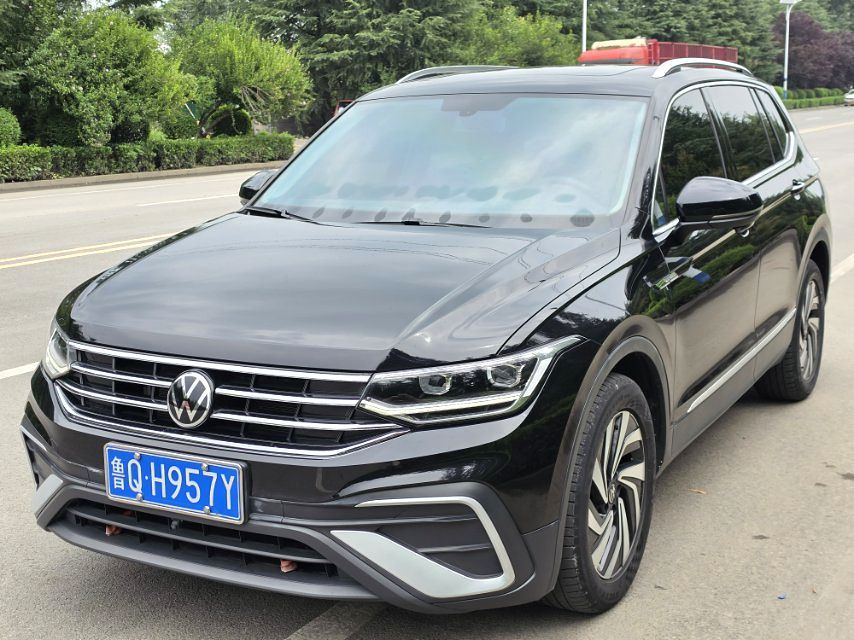 Volkswagen Tiguan L 2.0T 330TSI 2WD Smart Edition