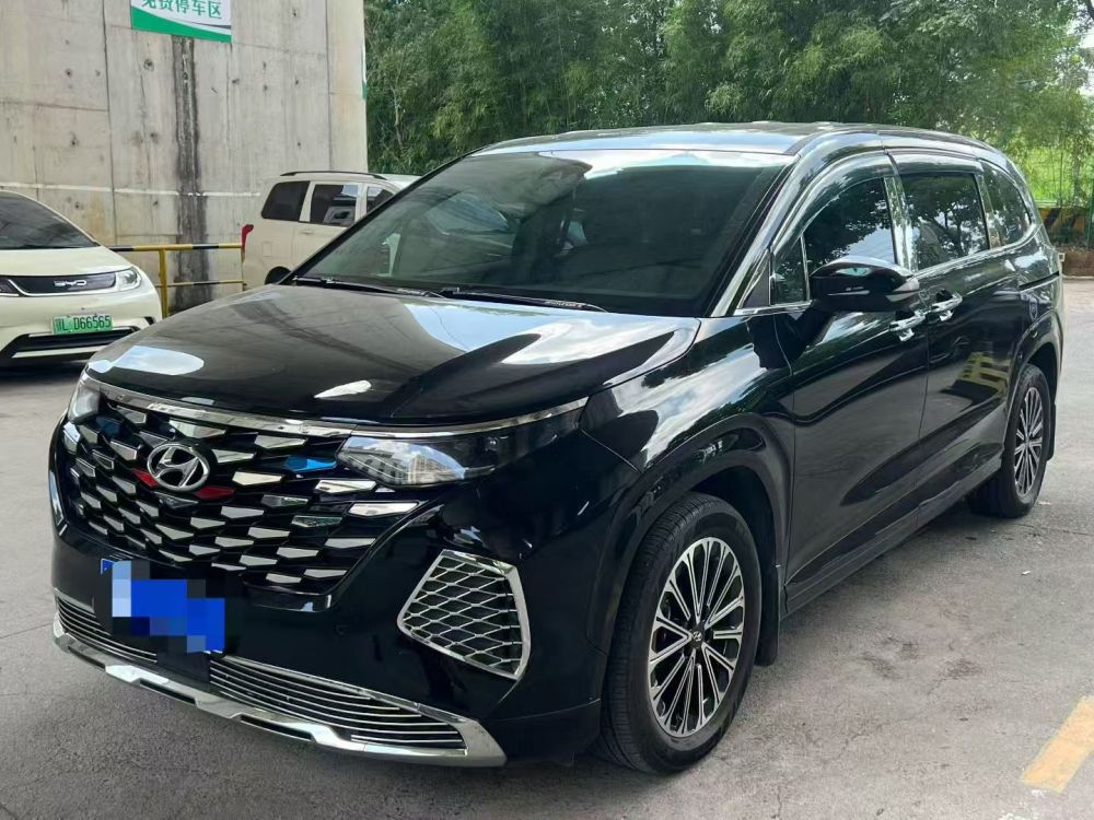 Hyundai Custo 1.5T Premium 7-Seater