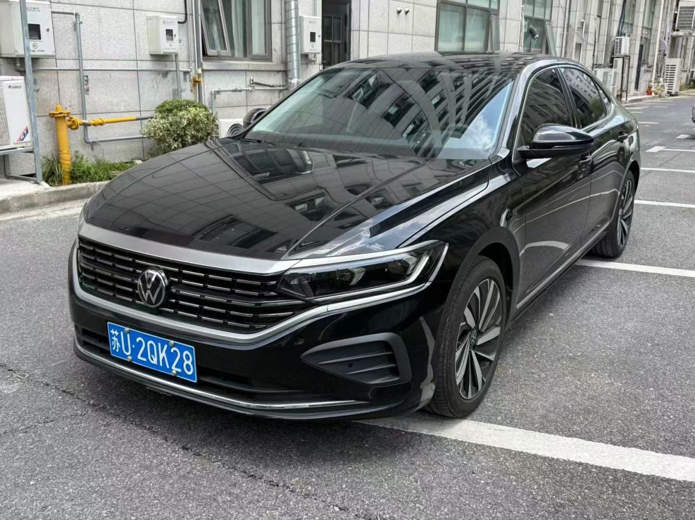 Volkswagen Passat 330TSI Elite Edition
