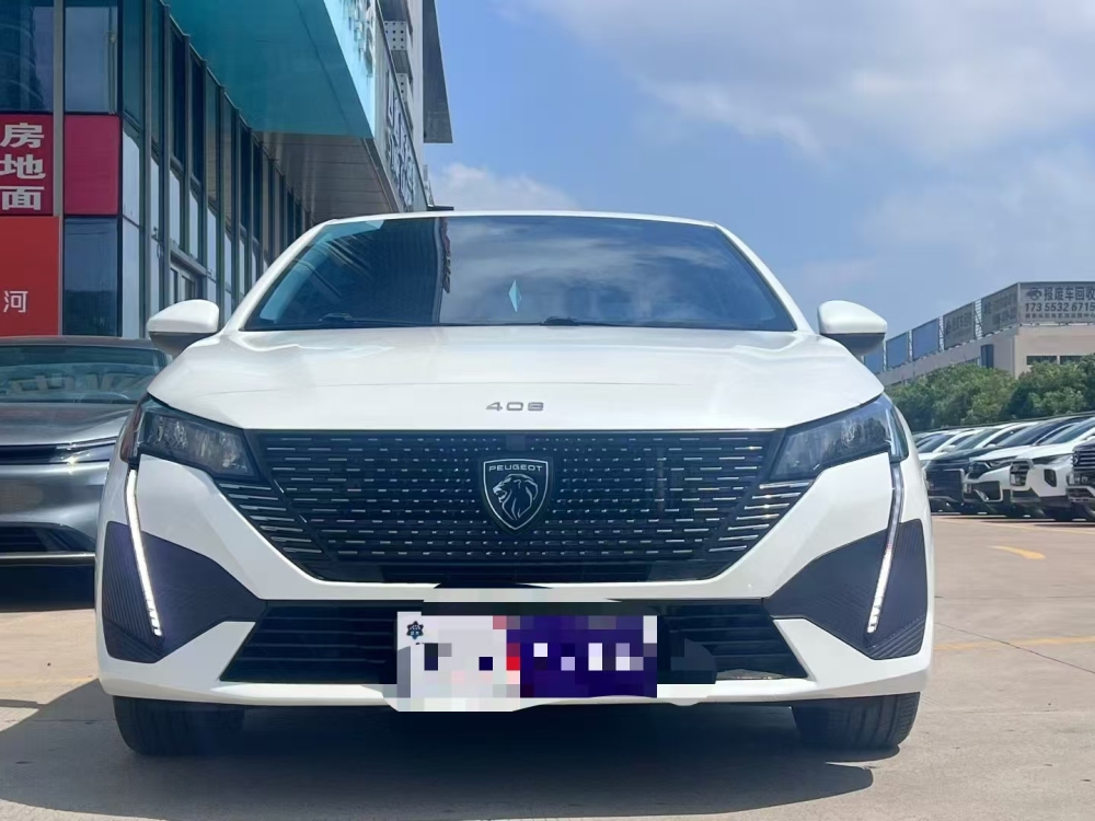 Peugeot 408 1.6T Progressive Edition