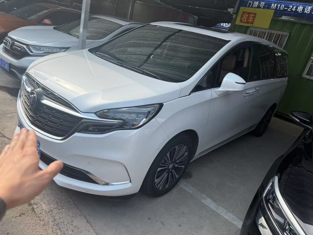 Buick GL8 653 Flagship 2021