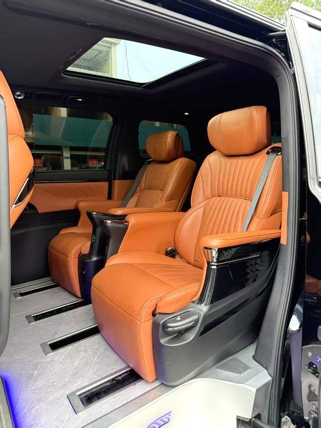 Trumpchi E9